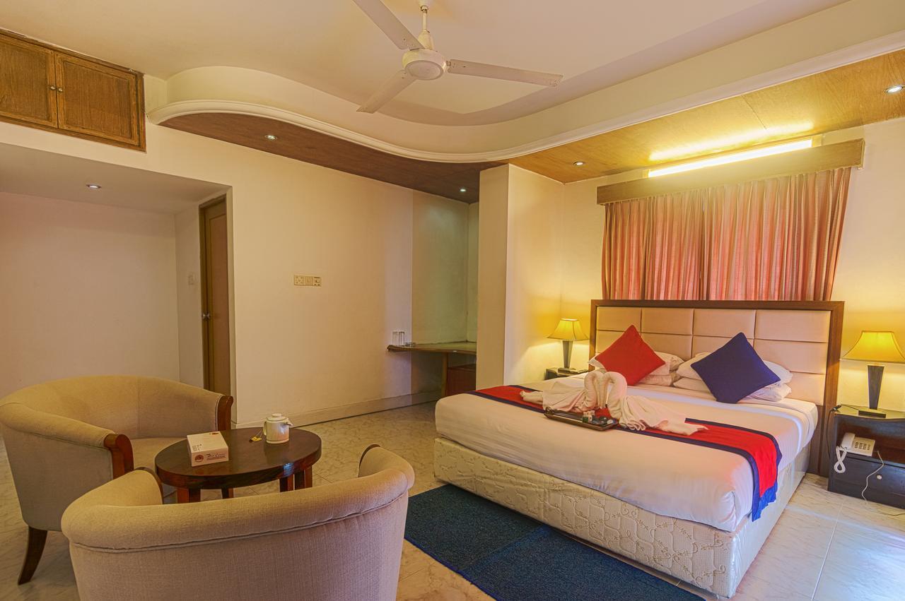 Hotel Sea Crown Кокс-Базар Экстерьер фото